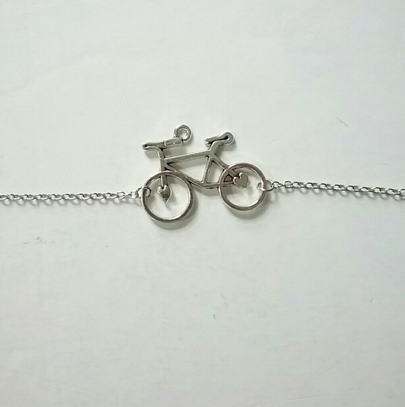 💕4/$25💕Bicycle Bracelet - Picture 2 of 6